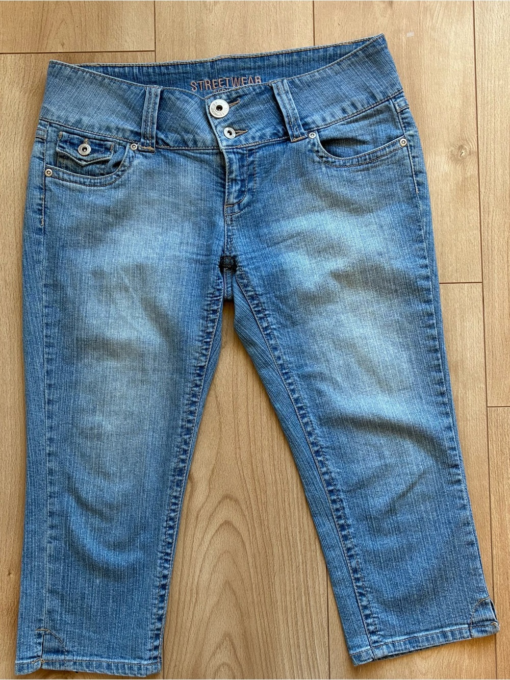 Y2K Capri low waisted jeans